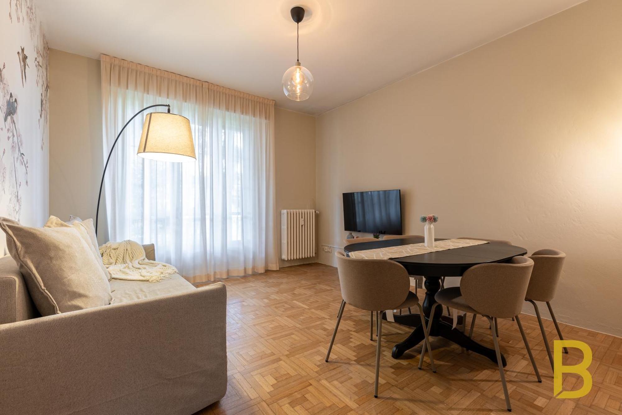 Beplace Apartments In Fiera Milan Luaran gambar